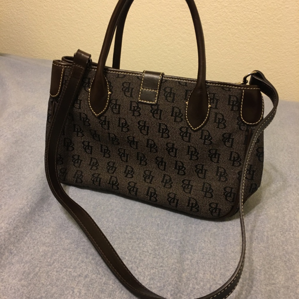 Dooney & Bourke Gray/Black Monogram Purse - Picture 3 of 4